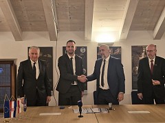 POTPISAN UGOVOR O FINANCIRANJU PROJEKTA "ZAVŠETAK I REKONSTRUKCIJA GRAĐEVINE JAVNE I DRUŠTVENE NAMJENE-DJEČJI VRTIĆ I PROSTOR GRAĐANSKIH UDRUGA S DJEČJIM IGRALIŠTEM